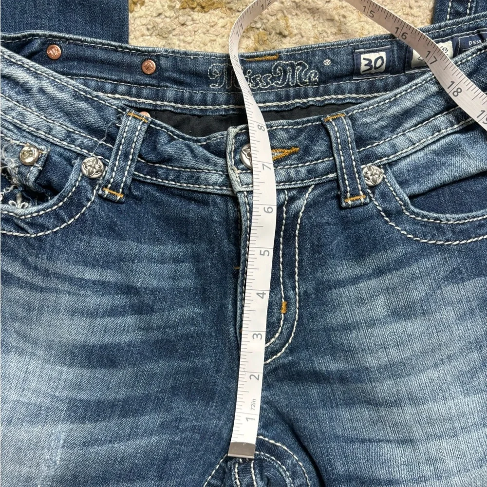 Miss Me Jeans Bootcut Size 30 Dark Wash Mid Rise Denim Rhinestone Pockets - Picture 5 of 10